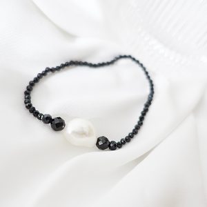Faceted Spinel and Fresh Water Pearl Elastic Bracelet